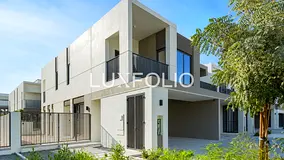 Internal | Appliances + Curtains | Next To Amenities