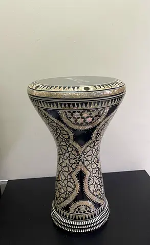 Mother-of-pearl handcrafted Darbuka