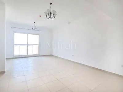 SPACIOUS I VACANT I POOL VIEW