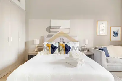 Move‑In Ready Studio | Furnished | JVC Community View