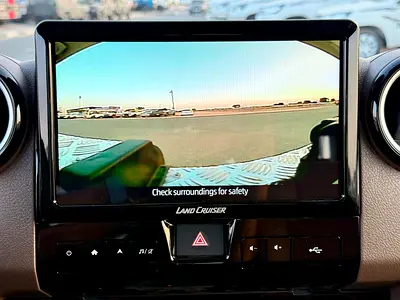 صورة مصغرة 17 لـ 2026 Toyota LAND CRUISER 70 SERIES