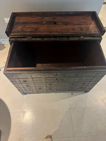 Large Vintage Wooden Storage Trunk / Chest