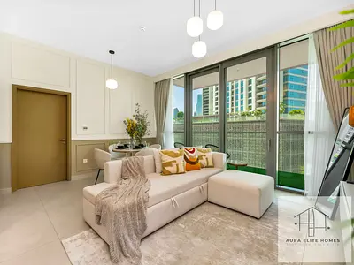 Prime Location | Modern Downtown 1BR | Dubai Mall Access