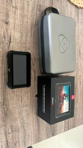 Atomos Ninja V Kit, excellent condition