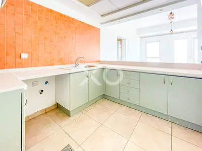Vacant | Multiple Cheques | Spacious
