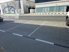 15000 SQFT WAREHOUSE + SHOWROOM CENTRAL AIR CONDITION MAIN ROAD