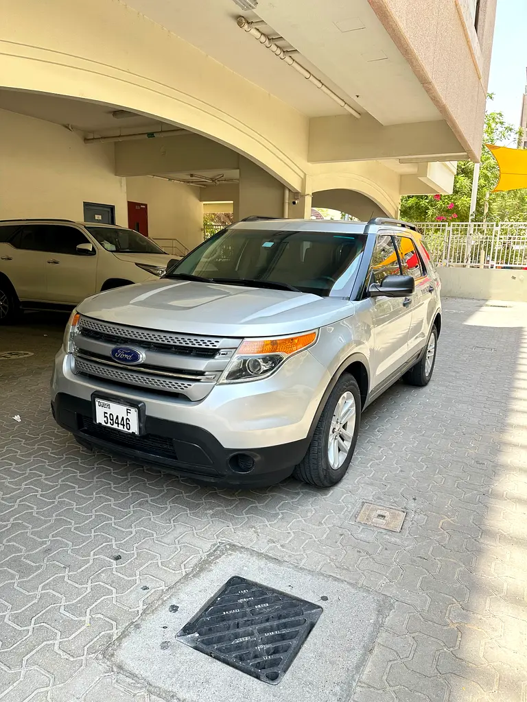 Ford Explorer 2015 — photo 1 of 16