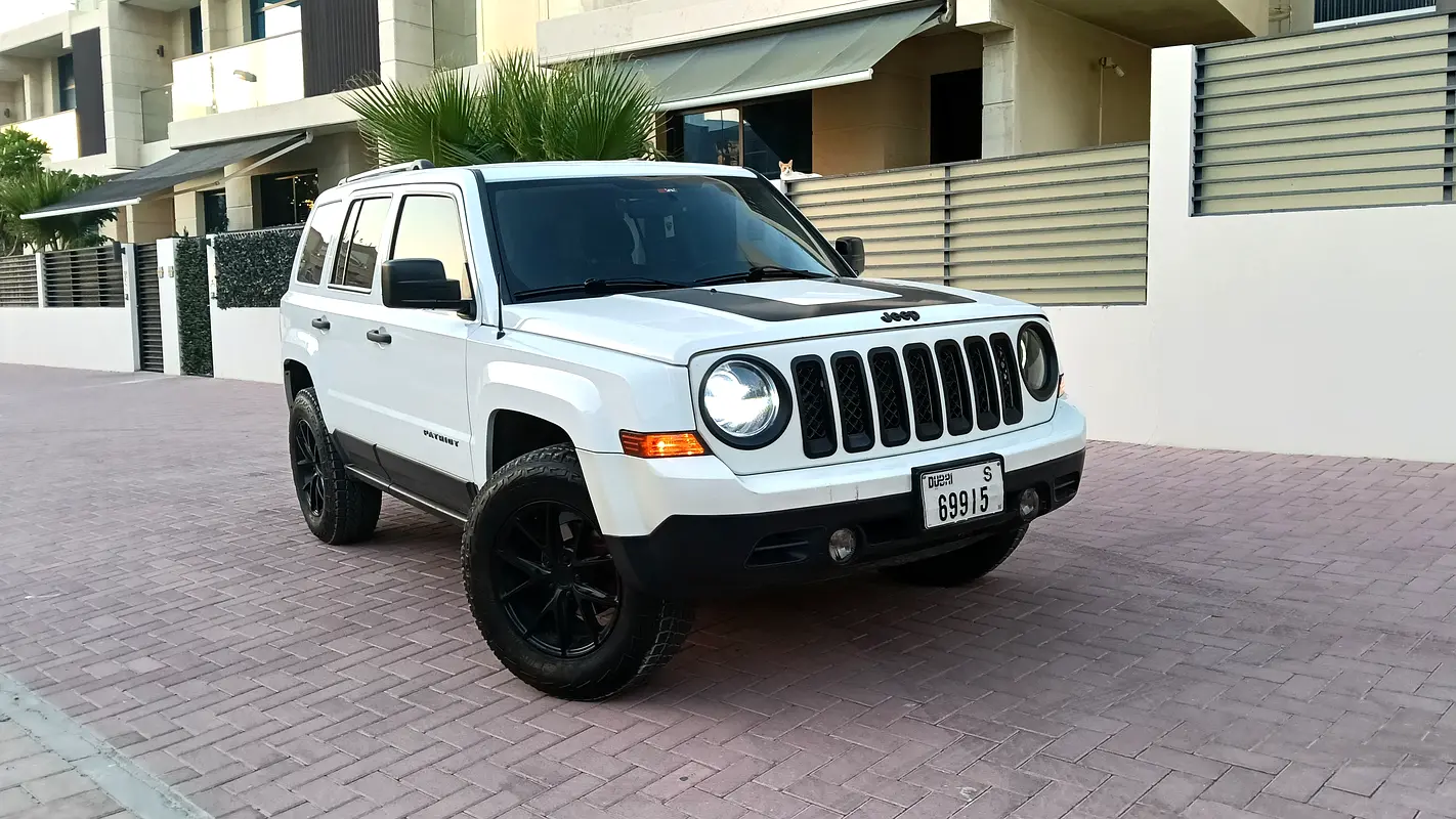 Jeep Patriot 2016 — photo 1 of 10