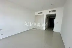 Vacant | Multiple Cheques | Skyline View