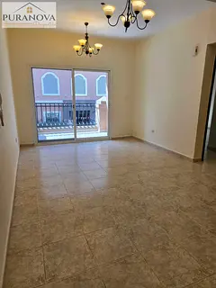 Bright 1 Bedroom | Multiple Cheques | Large Layout