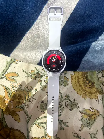 Samsung Galaxy Watch8 in White - Good Condition