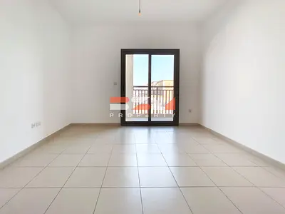 Mid Floor | Open View | Hayat Boulevard 2A