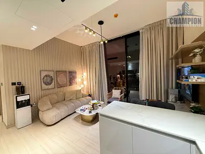 Premium & Upgraded Fully FurnishedUnit | Vibrant & Spacious | 1 Cheque Payment | Negotiable on Cheques