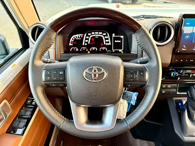 صورة مصغرة 15 لـ 2026 Toyota LAND CRUISER 70 SERIES