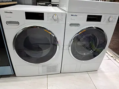 Miele  latest model 9kg washer and 8kg dryer separate set same like new condition perfect working pr