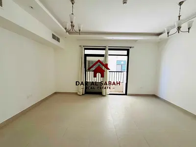 6 cheque payment/deposit cash/close hall/very huge apartment/ready to move!