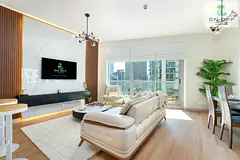 Spacious Stylish One Bedroom Suite with Full Marina View
