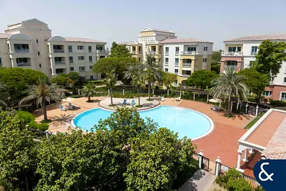 Top Floor | 1 Bed | Pool View | Exclusive