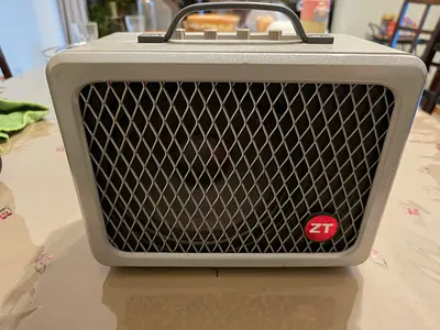 ZT amplifiers LBG2