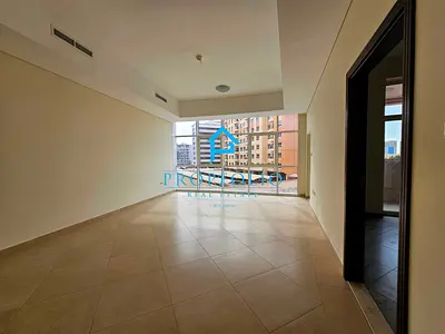 2.5 % Commission I Chiller Free I Spacious I Floor to ceiling Glass