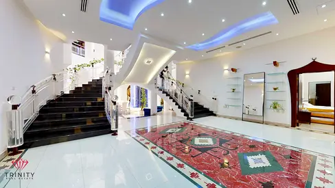 Lake View 7BR Villa | Private Pool | Furnished Majlis Home