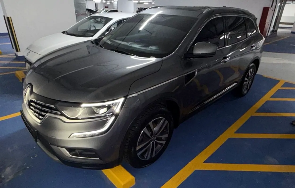 Renault Koleos 2018 — photo 1 of 7