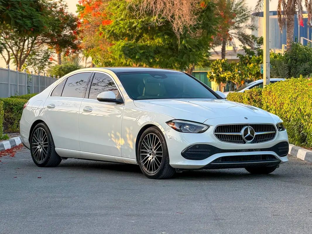 Mercedes-Benz C-Class 2023 — photo 1 of 17