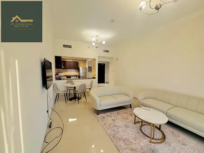 LARGE LAYOUT | MULTIPLE OPTIONS | VACANT NOW