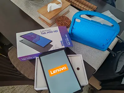 Lenovo Tab M10 X306F Tablet with bumper case
