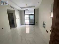 1st In | Balcony Central AC Luxury Hamidiyah