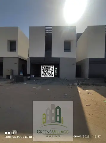 Contemporary 3+1BR Townhouse for Sale in Al Zorah