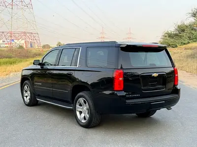 2020 Chevrolet SUBURBAN 照片 3