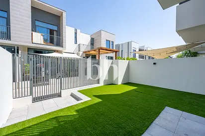 Opposite Amenities | Vacant now | Prime Location