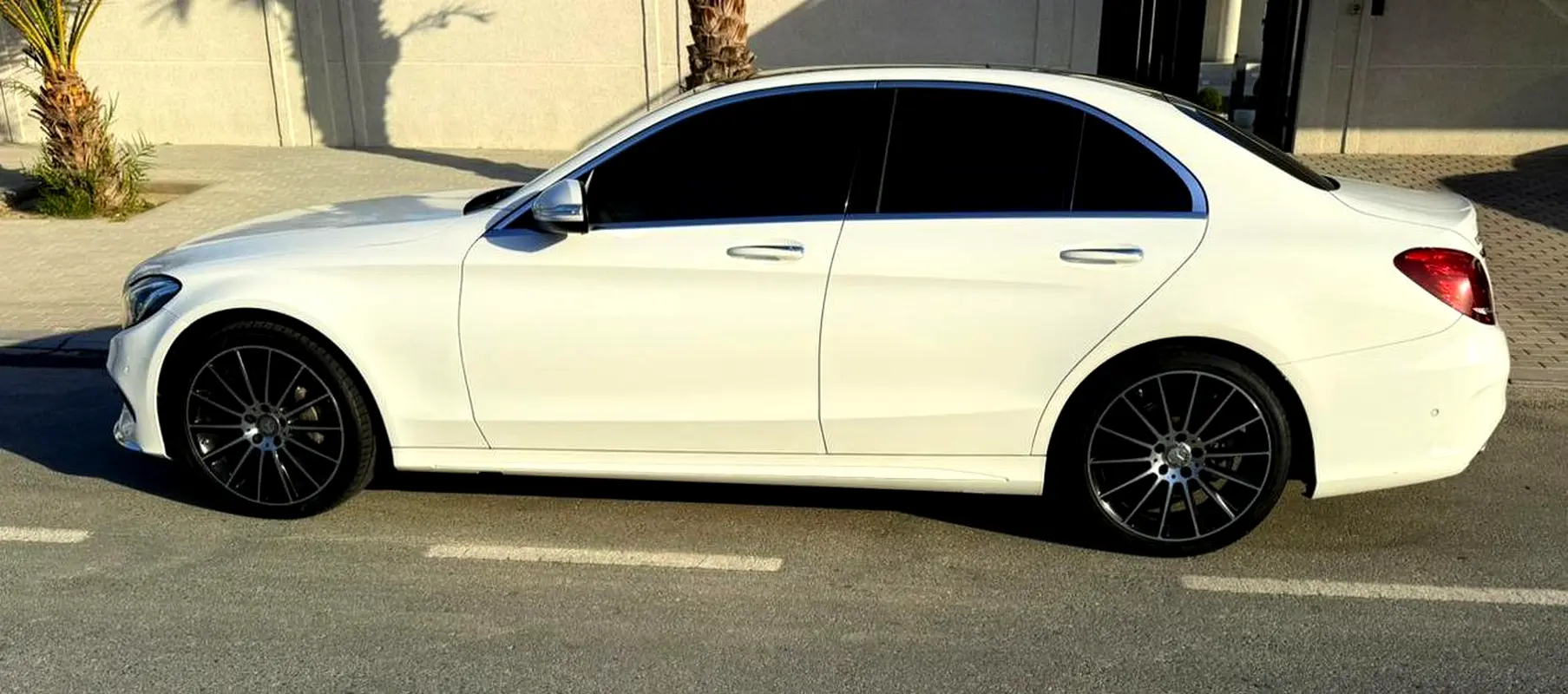 Mercedes-Benz C-Class 2015 — photo 1 of 19