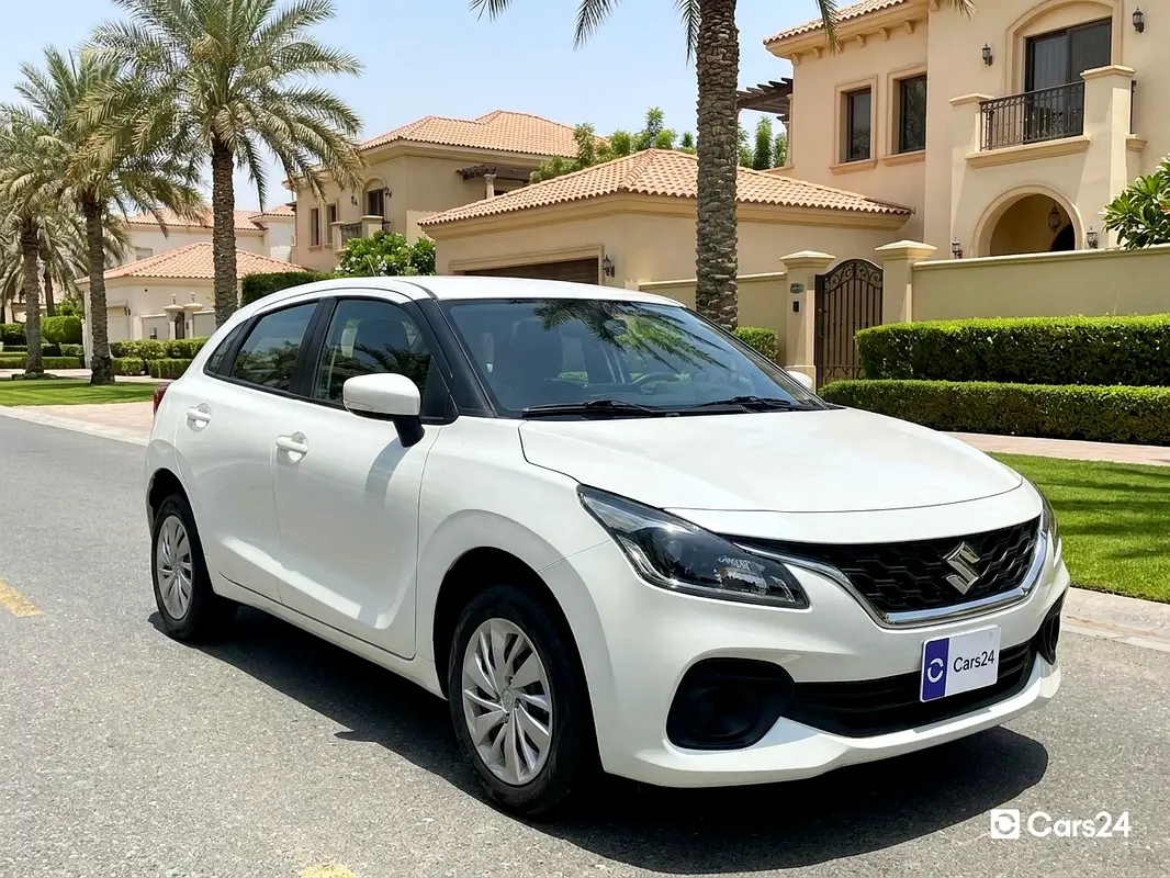 Suzuki Baleno 2023 — photo 1 of 13