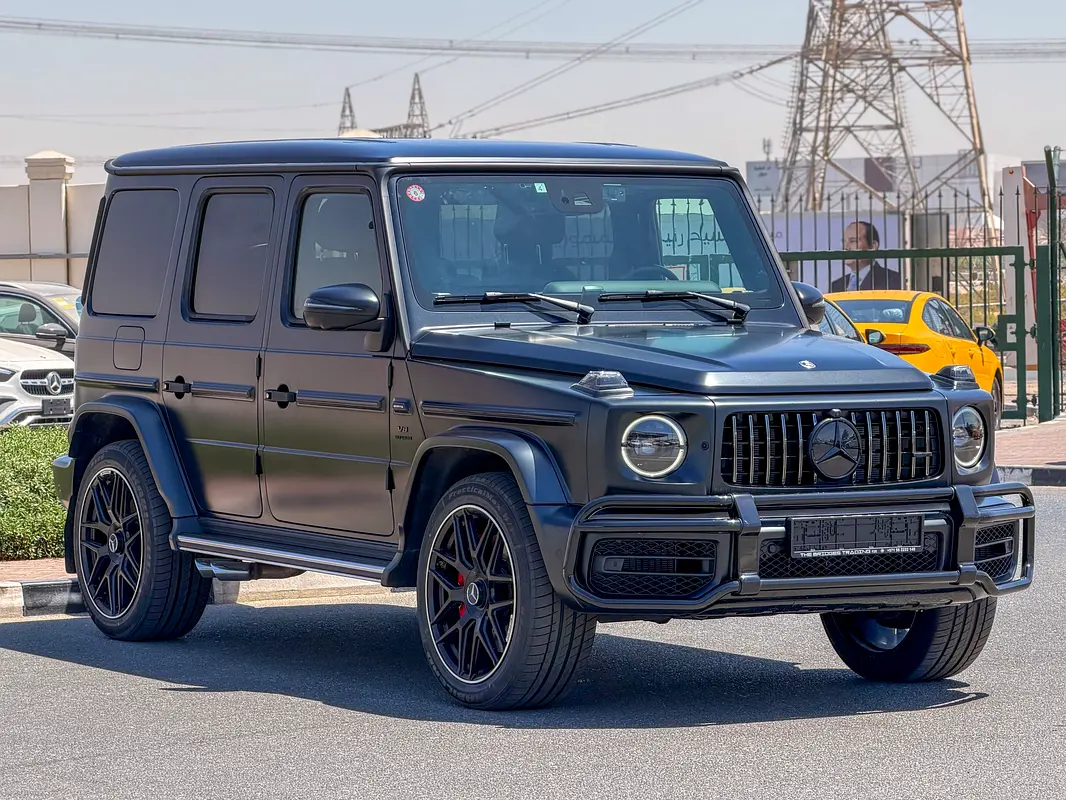 Mercedes-Benz G-Class 2023 — photo 1 of 17