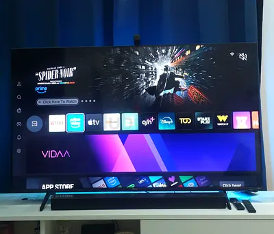 HisenseTV 50 (129 cm) 4K UHD Smart TV - Excellent Condition
