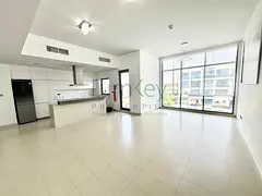vacant on transfer | Spacious layout | corner unit