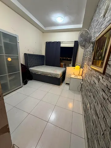 Single Room For Rent