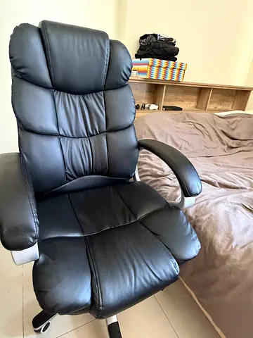 Computer chair