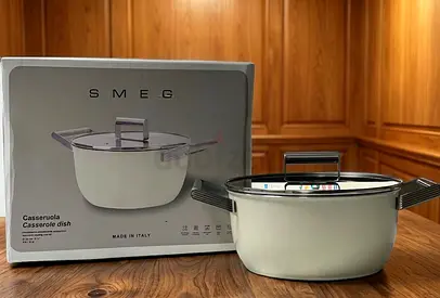 Smeg casserole iron pot brand new