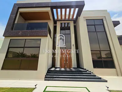 Brand new | 5BR | Maids | Driver | Prime location