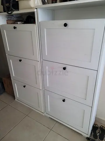 Shoes cabinet