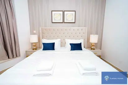 BOOK LONGER STAY II Close to Dubai Mall || High Floor || All Bills Included