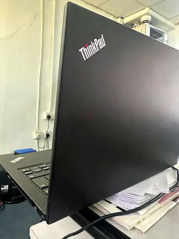 LANOVA ThinkPad T490