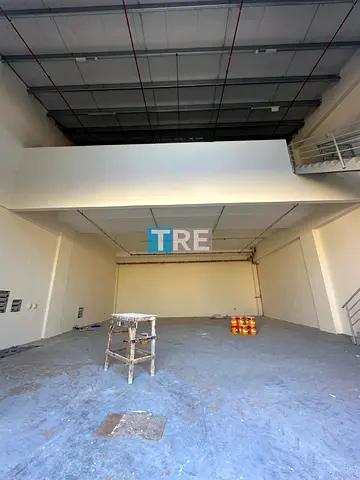 3800/- SQFT WAREHOUSE HIGH POWER . FOR RENT IN JURF INDUSTRIAL AREA AJMAN..