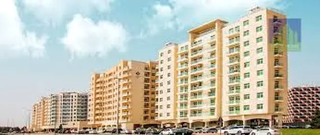 Free Hold 1BR Apartment in Mazaya 1 , Liwan que point
