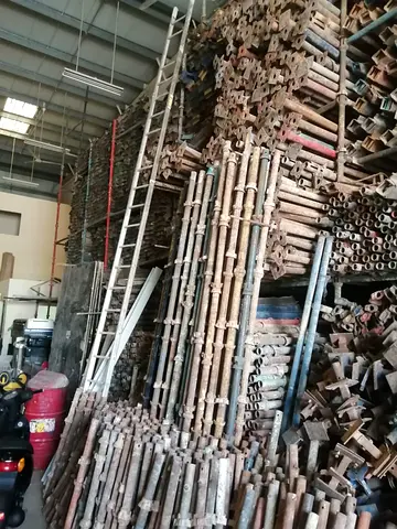 Used steel scaffolding