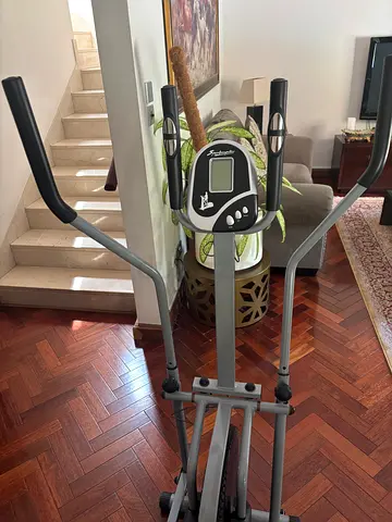 Used elliptical trainer / cross trainer in good working condition