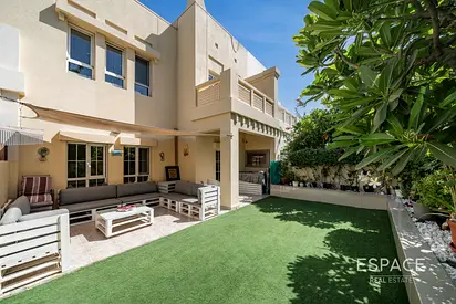 Rare Layout|Great Location|Easy to View